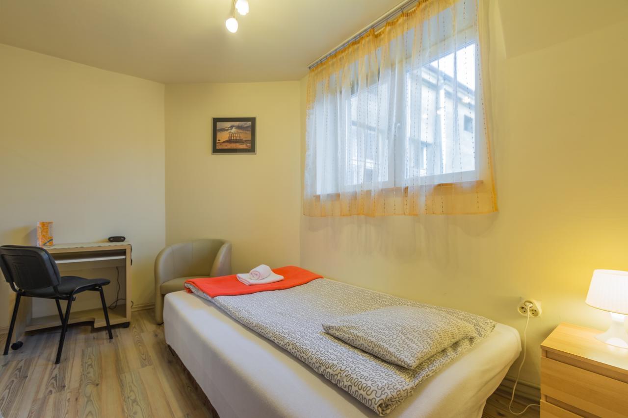 Euro-Room Rooms & Apartments Krasków Eksteriør bilde