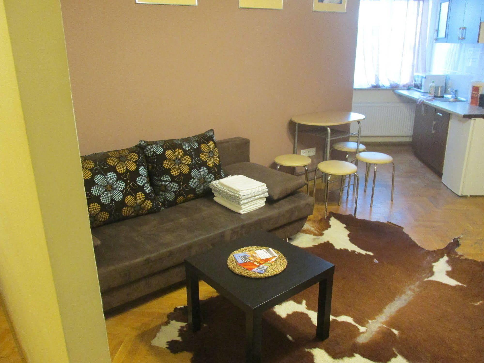 Euro-Room Rooms & Apartments Krasków Eksteriør bilde