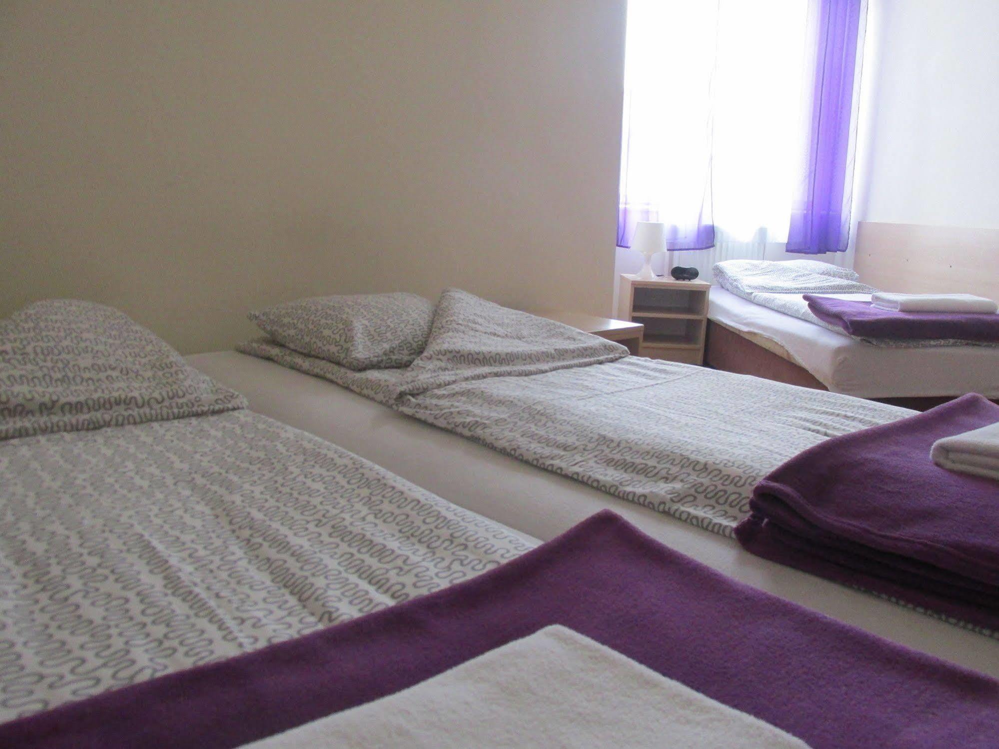 Euro-Room Rooms & Apartments Krasków Eksteriør bilde