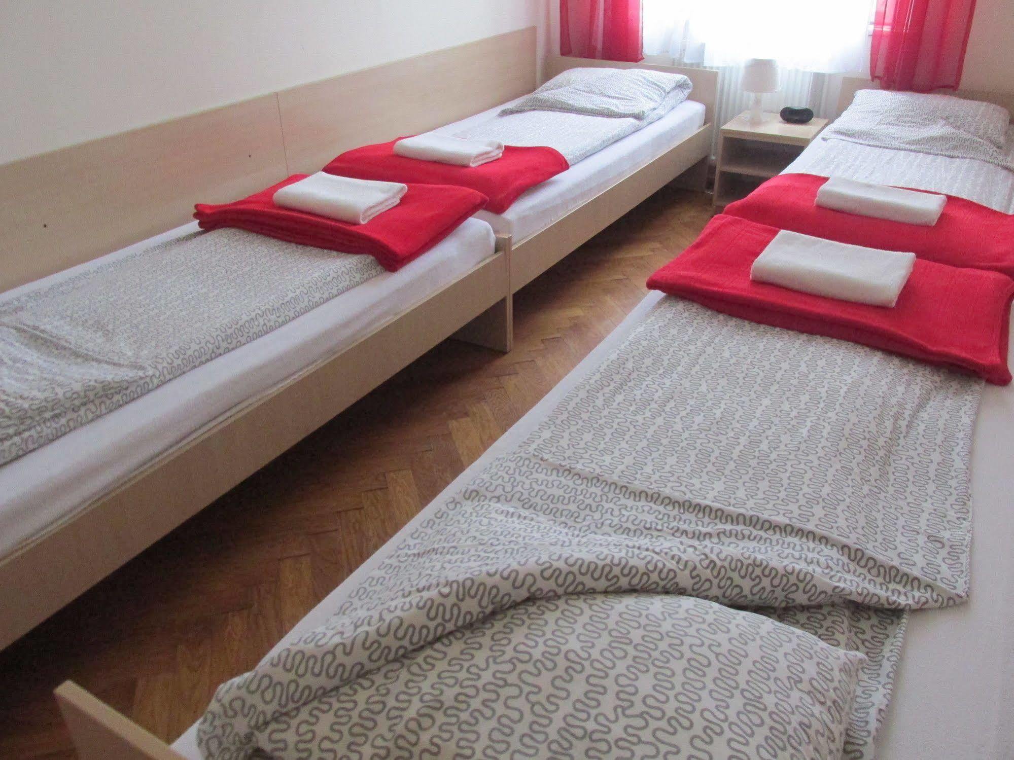Euro-Room Rooms & Apartments Krasków Eksteriør bilde